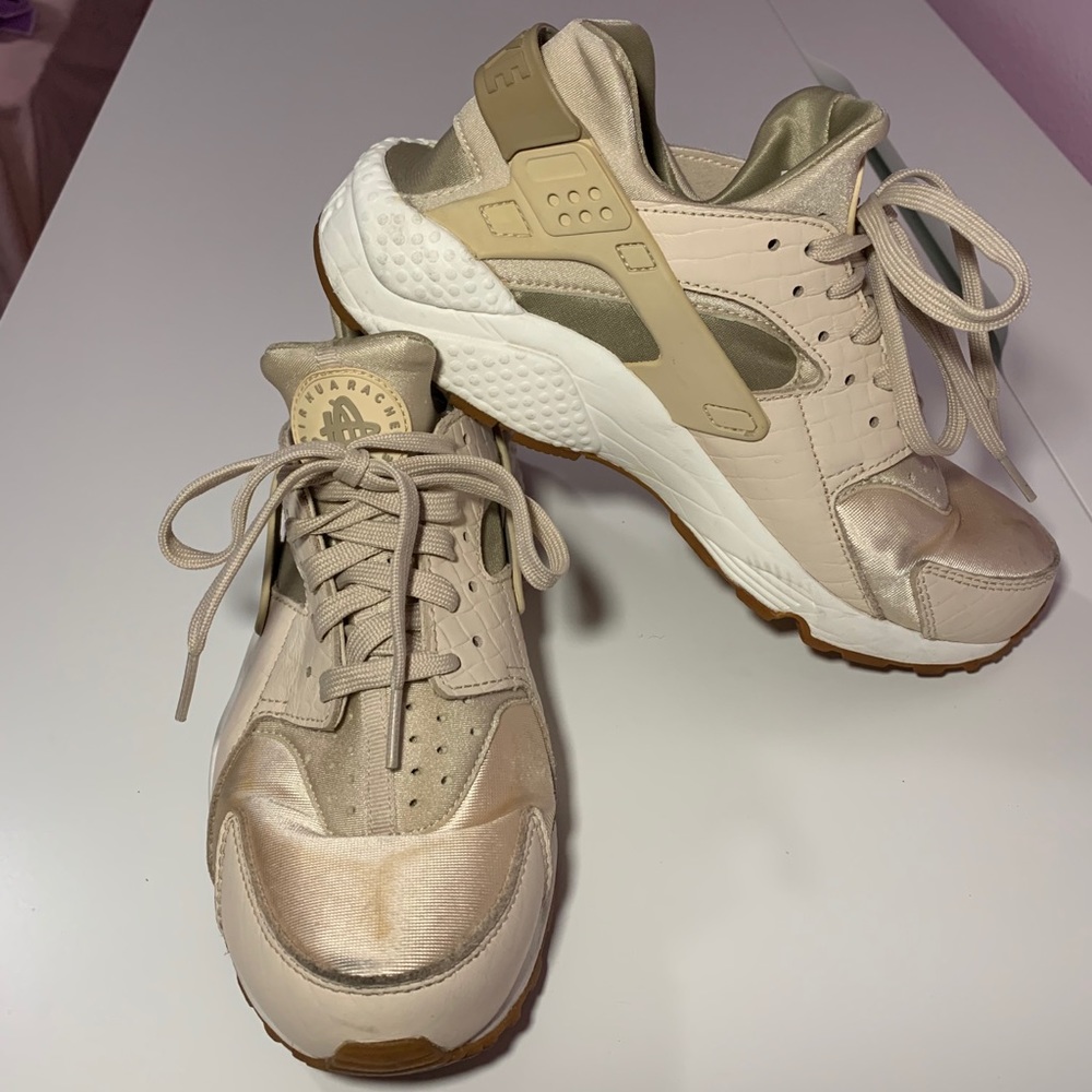 Women’s Nike Air Huarache